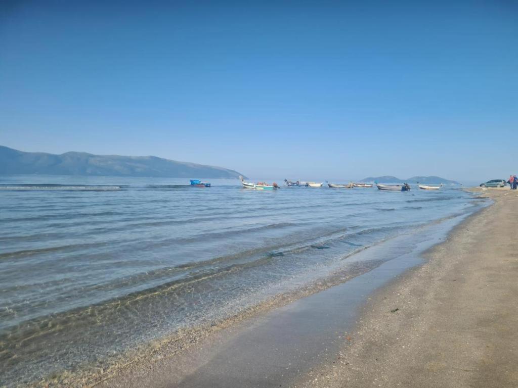 Beachfront With Hotel Facilities Wlora Zewnętrze zdjęcie